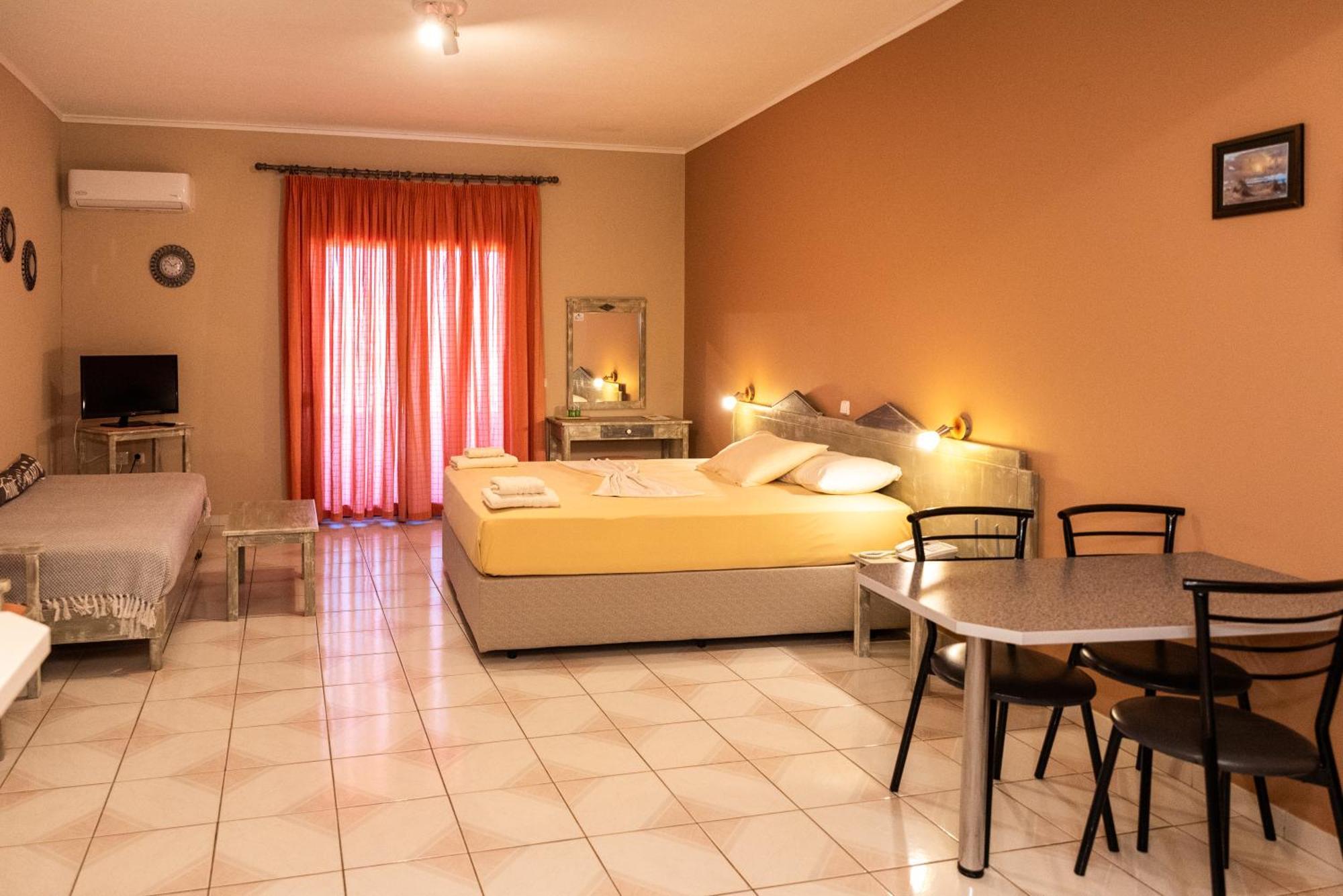 Sun Village Hotel Apartments Megás Limniónas Rum bild