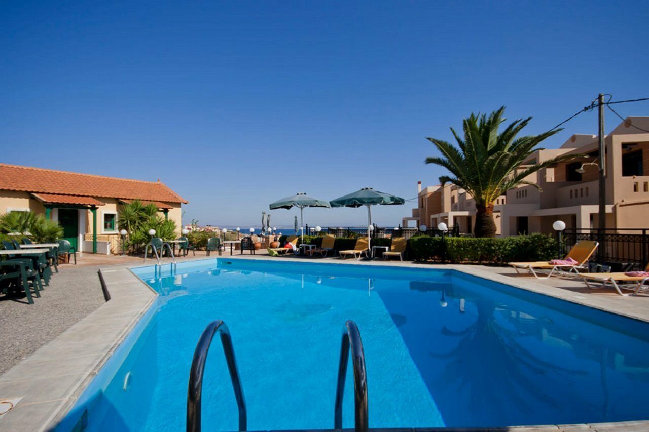 Sun Village Hotel Apartments Megás Limniónas Exteriör bild